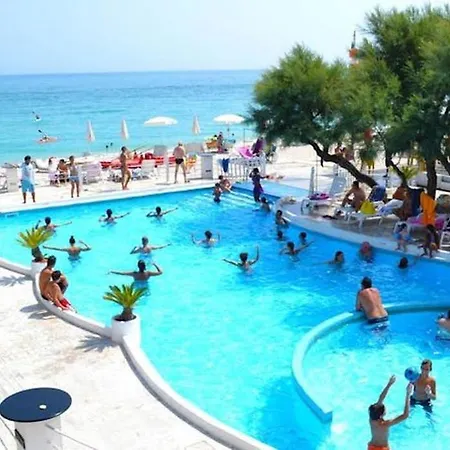 Il Girasole Family Hotel 3*